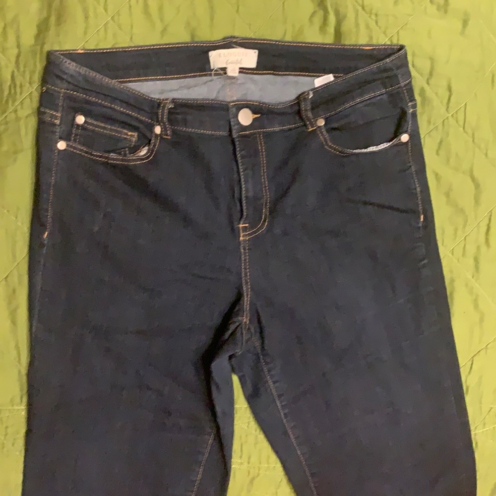 ELOQUII essential relaxed ankle Jean size 14W